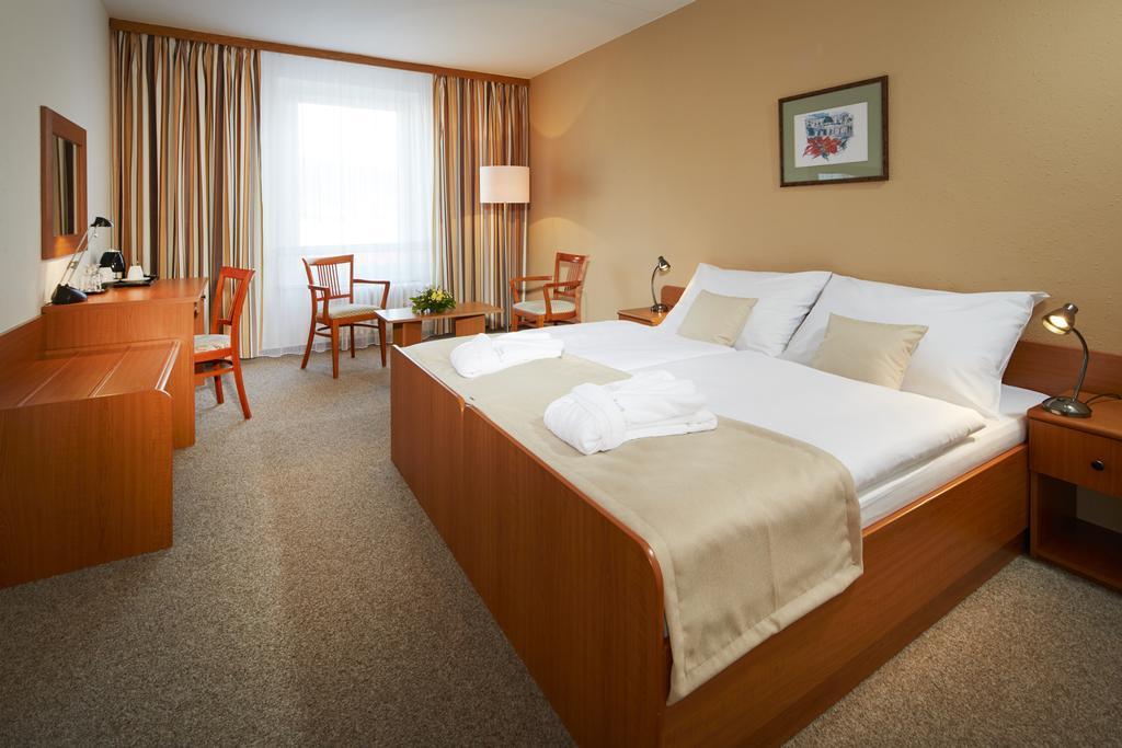 Spa Hotel Devin Marianske Lazne Luaran gambar